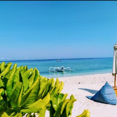 Sunset Beach Bungalow Gili Meno Bagian luar foto