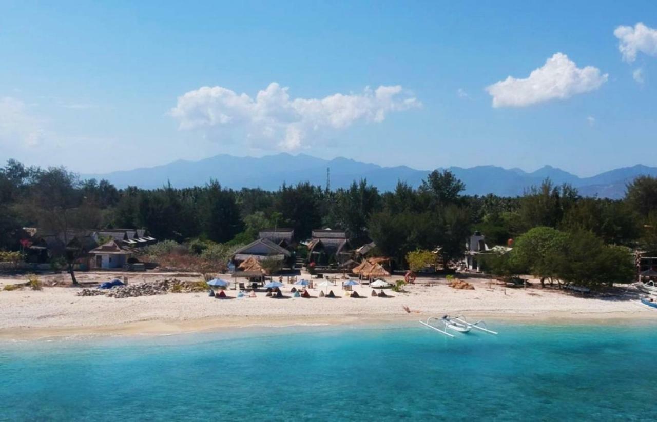 Sunset Beach Bungalow Gili Meno Bagian luar foto