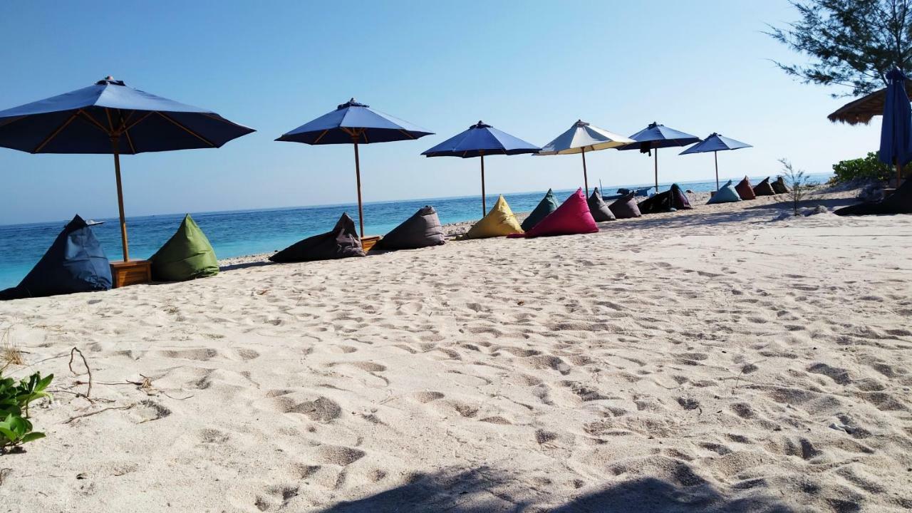 Sunset Beach Bungalow Gili Meno Bagian luar foto