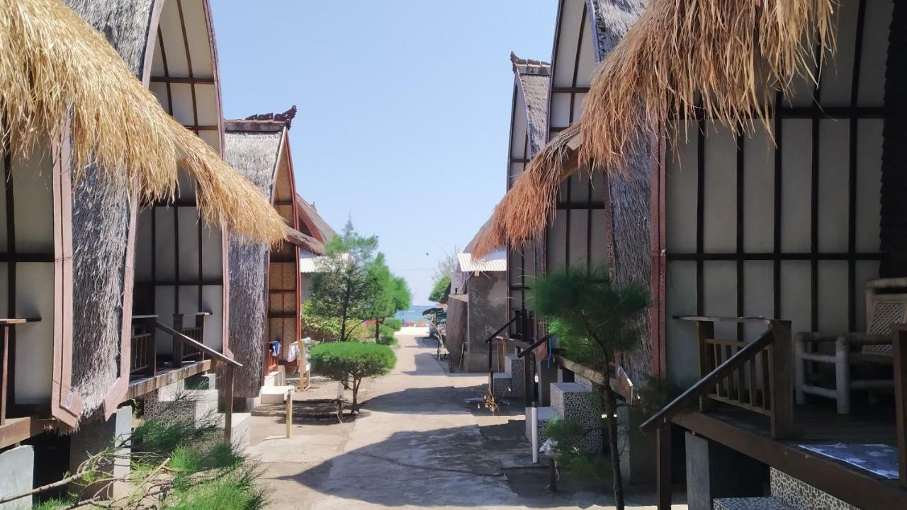 Sunset Beach Bungalow Gili Meno Bagian luar foto