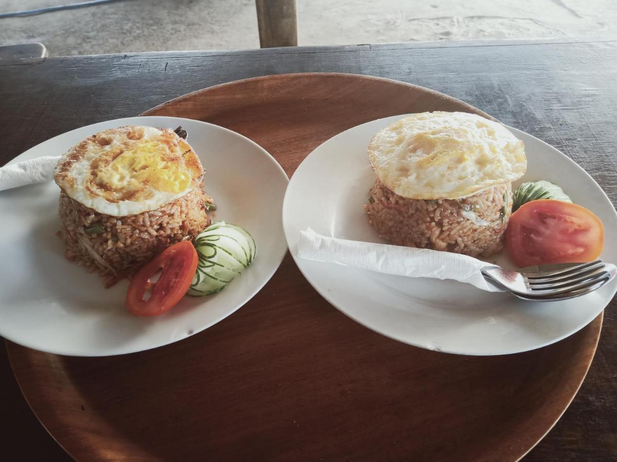 Sunset Beach Bungalow Gili Meno Bagian luar foto